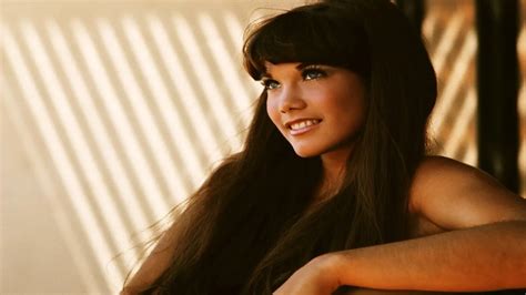 Barbi Benton, 73, Leaves Nothing To。